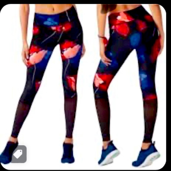 Fabletics Pants - Fabletics floral leggings